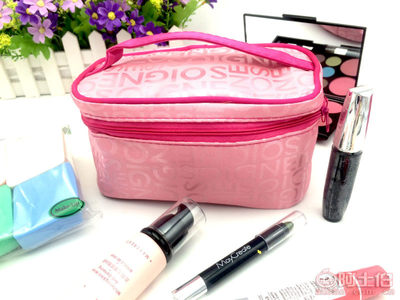 專業(yè)訂制，品質保障——義烏市阿康模具廠D1-3化妝包